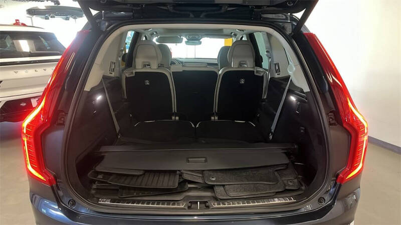 2023 Volvo XC90 B6 Plus Bright Theme 7P