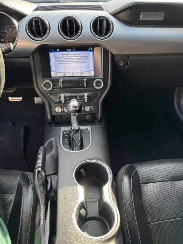 2019 Ford Mustang