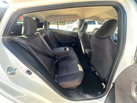 2016 Toyota Prius Three