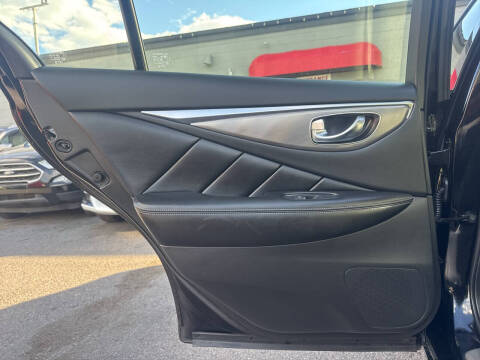 2017 Infiniti Q50 2.0T Premium