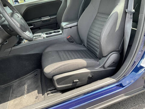 2014 Dodge Challenger SXT