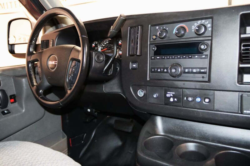 2023 GMC Savana 3500