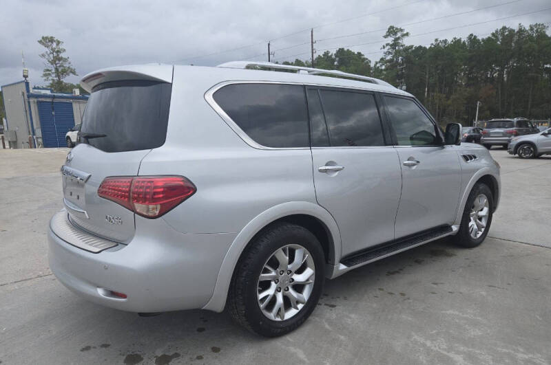 2012 INFINITI QX 56 photo 17