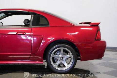 2004 Ford Mustang GT Deluxe