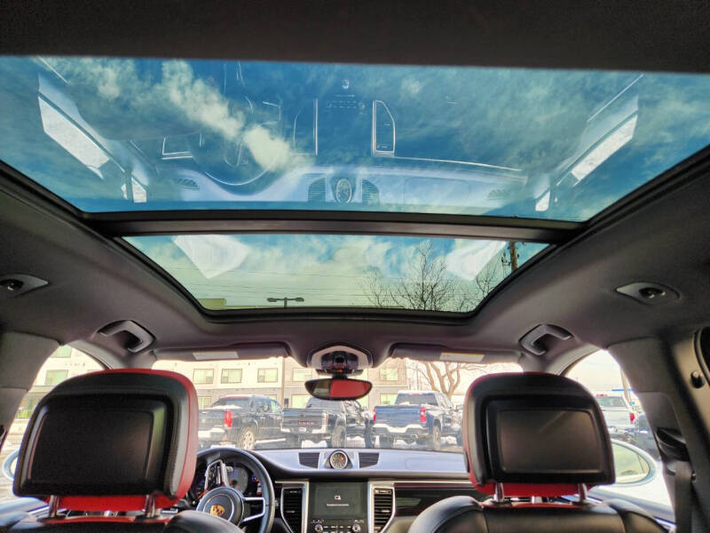 2018 Porsche Macan S