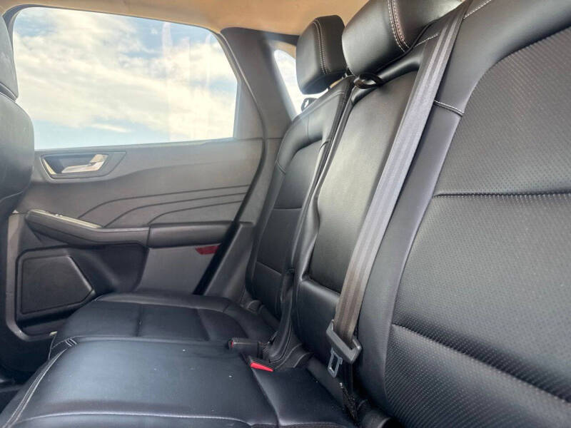 2021 Ford Escape SEL