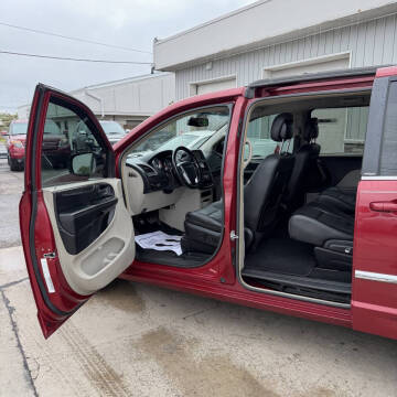 2014 Chrysler Town and Country Touring