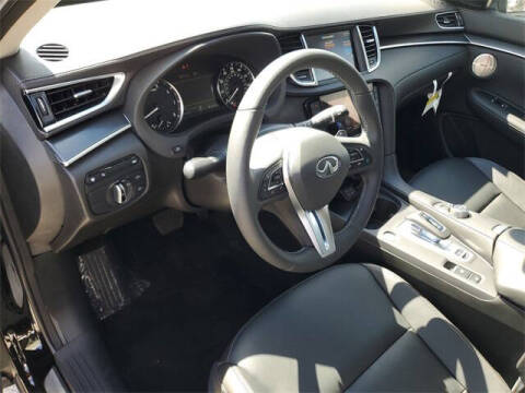 2025 Infiniti QX50 Luxe