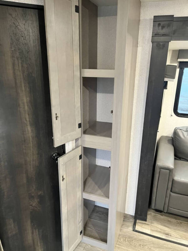 2021 Starcraft Marine SUPER LITE