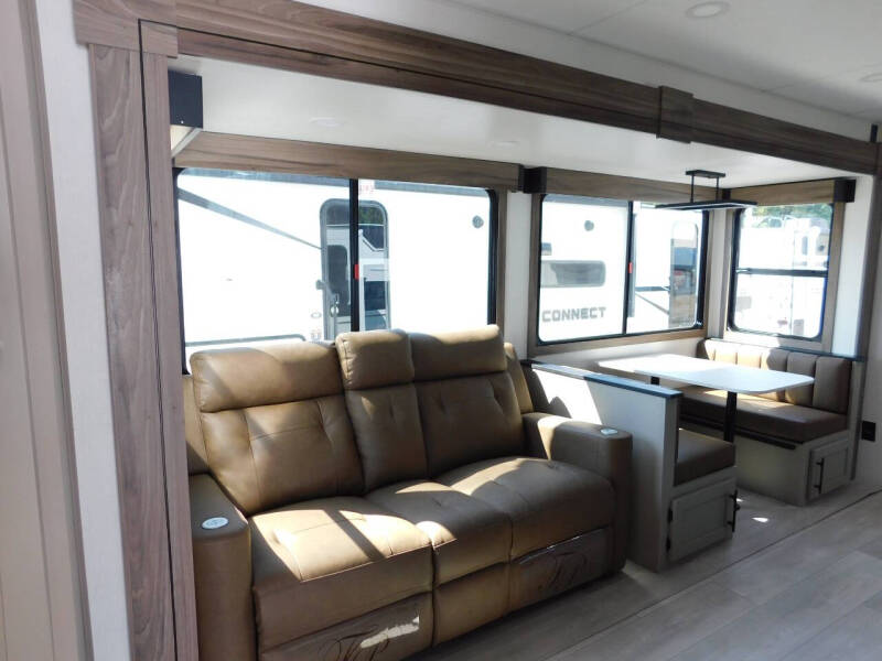 2026 KZ RV Connect 261 RB