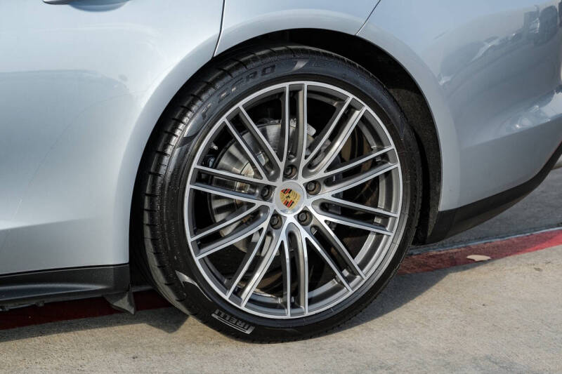 2018 Porsche Panamera