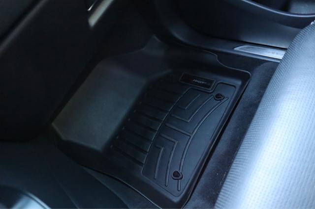 2018 Jaguar E-PACE P300 R-Dynamic S