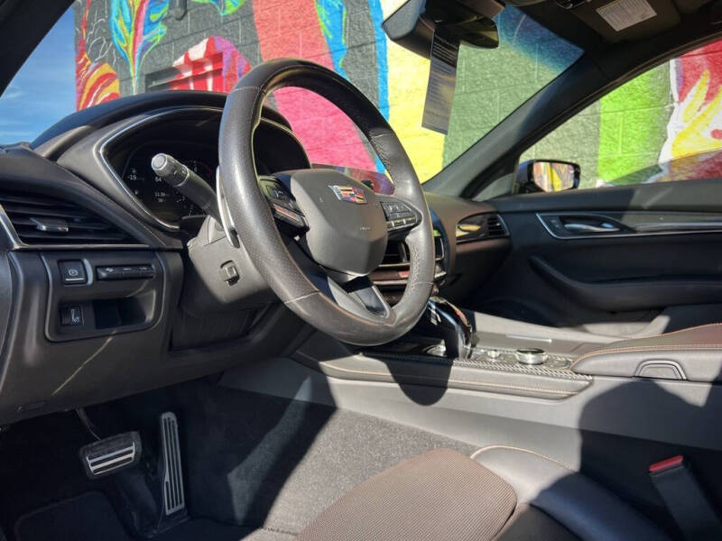 2022 Cadillac CT5 Sport