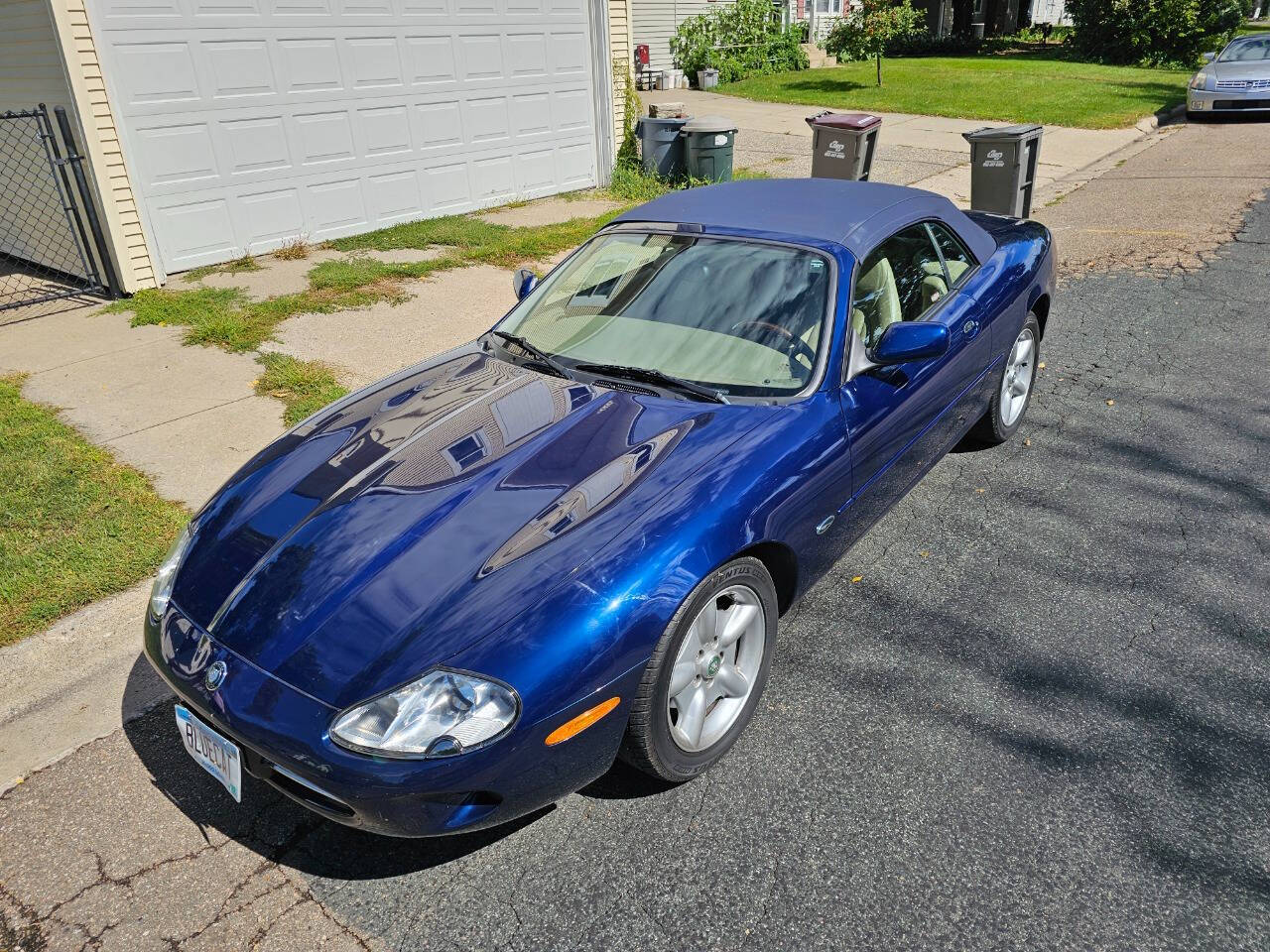 1998 Jaguar XK-Series 32