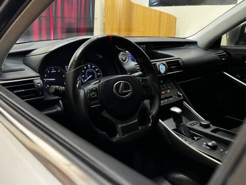2020 Lexus IS 300
