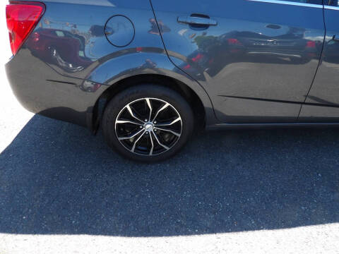 2013 Chevrolet Sonic LT Auto