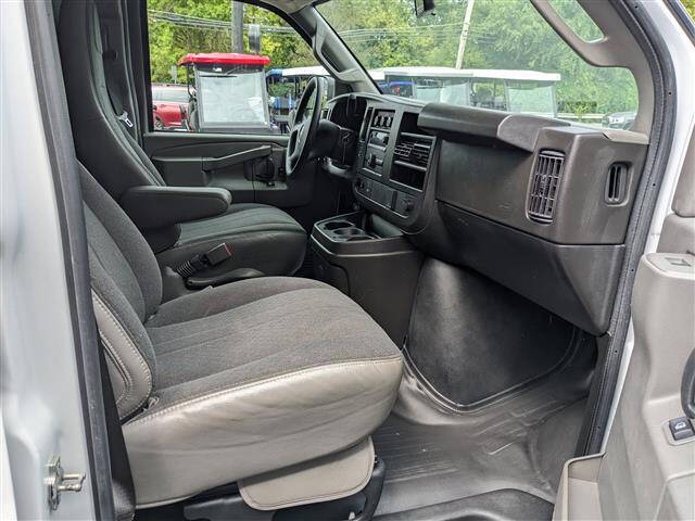 2024 GMC Savana 2500