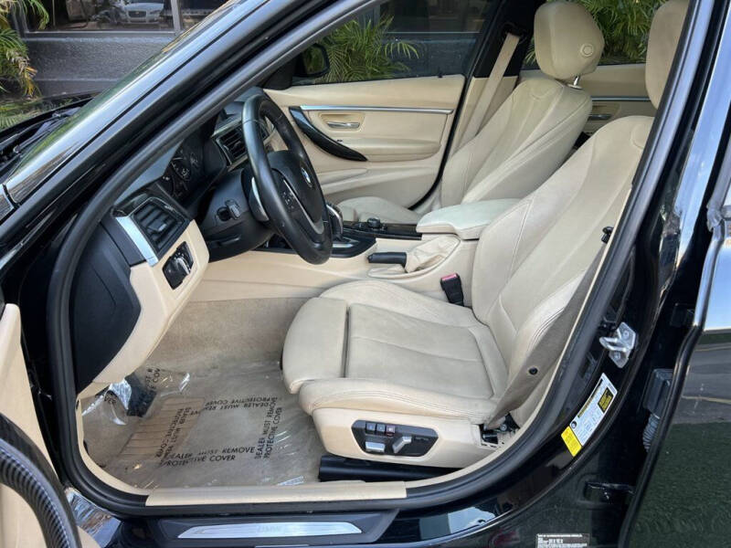 2016 BMW 3 Series 328i