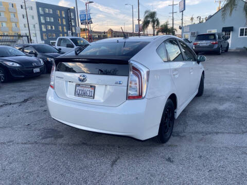 2013 Toyota Prius Two