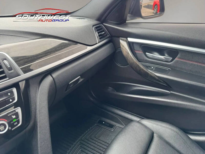 2018 BMW 3 Series 330i