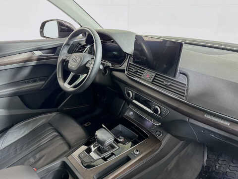 2023 Audi Q5 quattro Premium Plus 40 TFSI