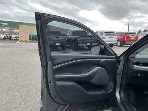 2021 Ford Mustang Mach-E Select