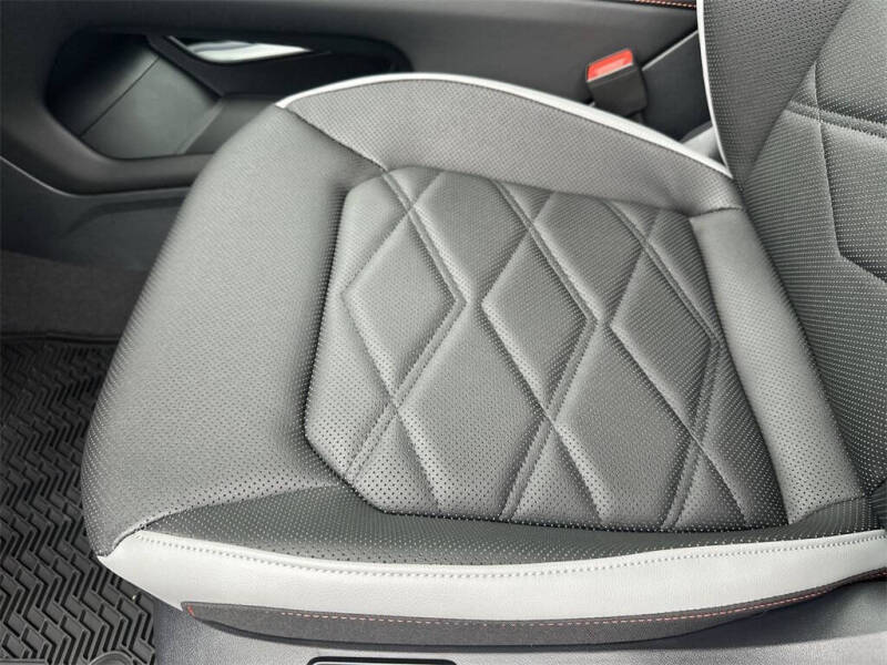 2024 Volkswagen Atlas Peak Edition SEL 4Motion