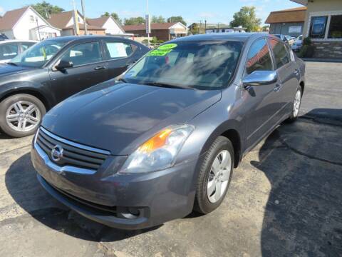 2008 Nissan Altima for sale at Bells Auto Sales in Hammond IN