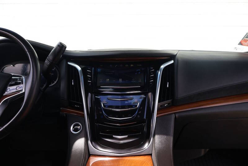 2017 Cadillac Escalade ESV Premium Luxury
