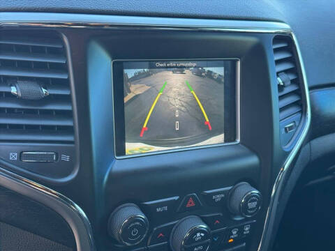 2018 Jeep Grand Cherokee Laredo