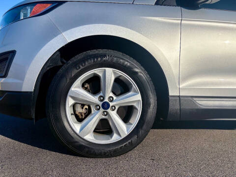 2017 Ford Edge SE