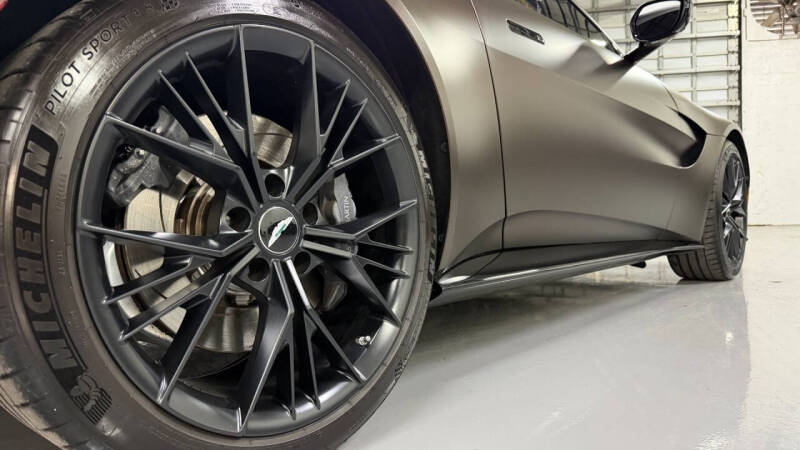 2021 Aston Martin Vantage