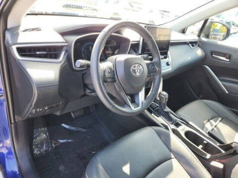 2023 Toyota Corolla Cross XLE