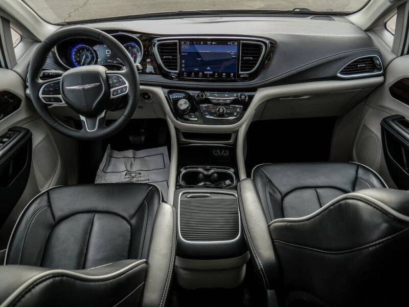 2024 Chrysler Pacifica Limited