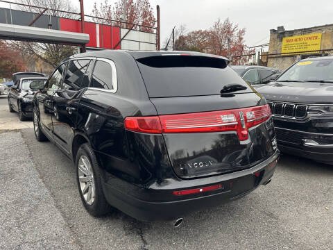 2019 Lincoln MKT Town Car Livery Fleet