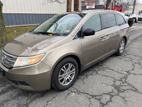 2011 Honda Odyssey for sale at UNION AUTO SALES in Vauxhall NJ