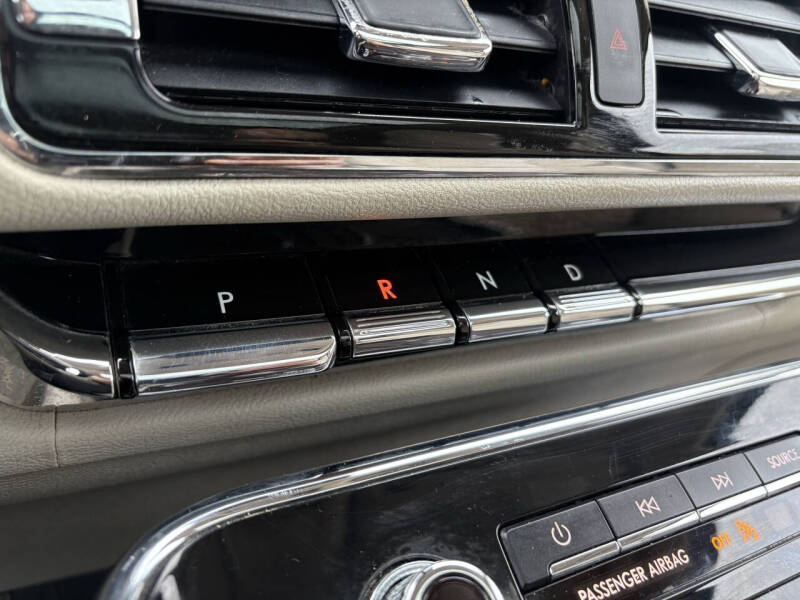 2018 Lincoln Navigator Select