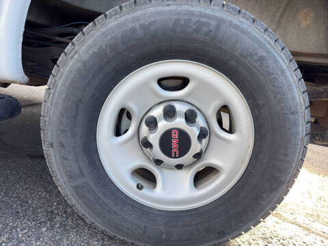 2017 GMC Savana 2500