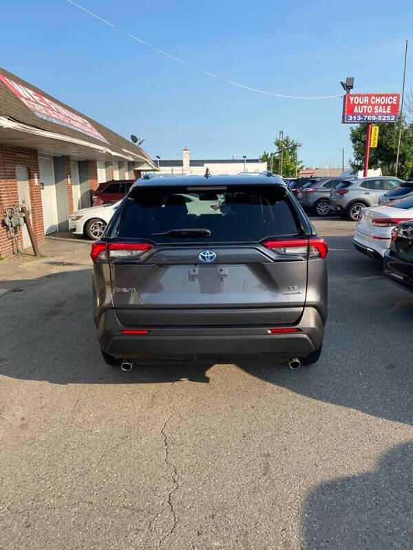 2022 Toyota RAV4 Hybrid LE