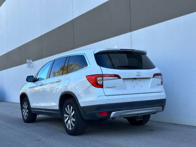 2020 Honda Pilot for sale at Phoenix Motor Co in Romulus, MI