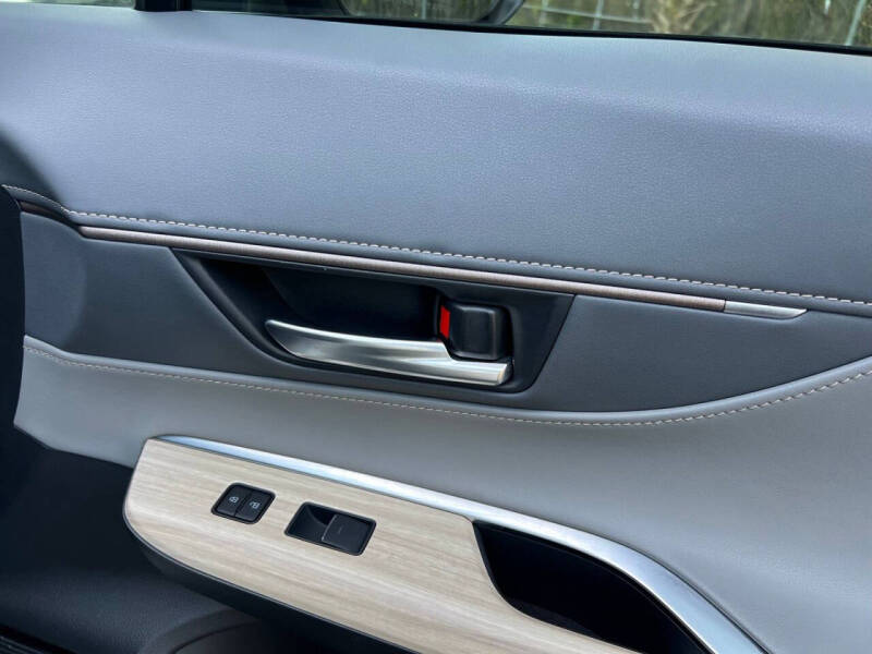 2021 Toyota Venza Limited