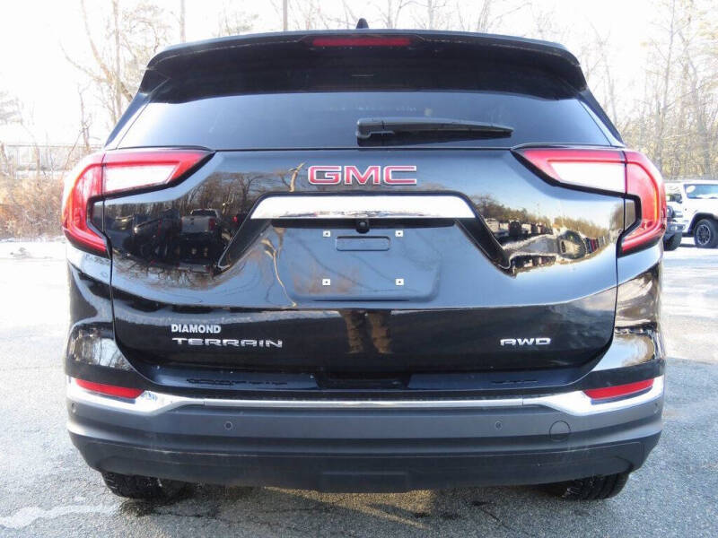 2024 GMC Terrain SLT