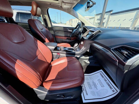 2017 Ford Edge Titanium