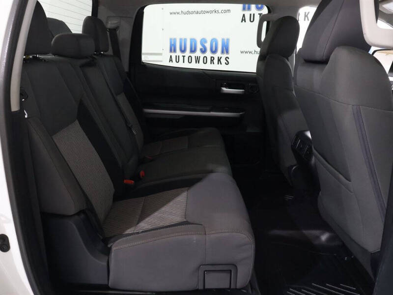 2017 Toyota Tundra SR5