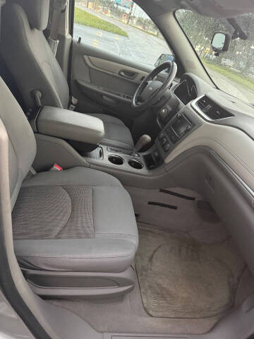 2013 Chevrolet Traverse LS