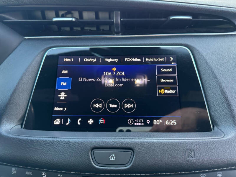 2021 Cadillac XT4 Premium Luxury