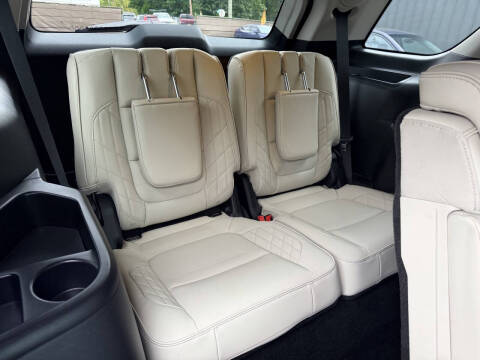 2017 Ford Explorer Platinum