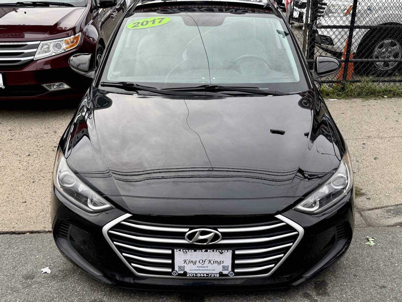 2017 Hyundai Elantra SE 4dr Sedan PZEV (US) - Black exterior view 12