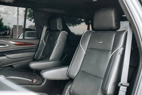 2022 Cadillac Escalade Premium Luxury