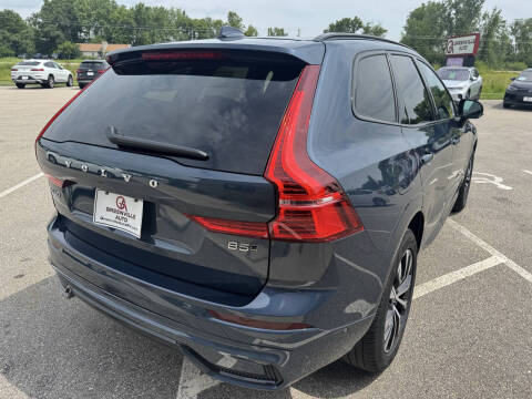 2024 Volvo XC60 B5 Plus Dark Theme
